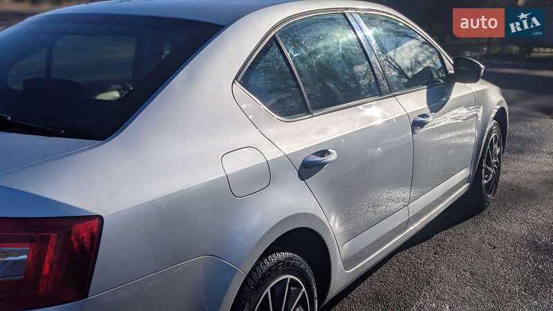 Ліфтбек Skoda Octavia 2013 в Львові