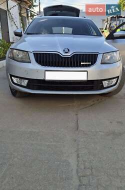 Универсал Skoda Octavia 2014 в Харькове