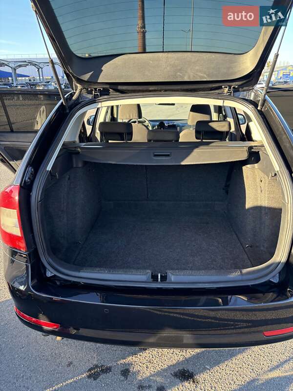 Универсал Skoda Octavia 2010 в Львове
