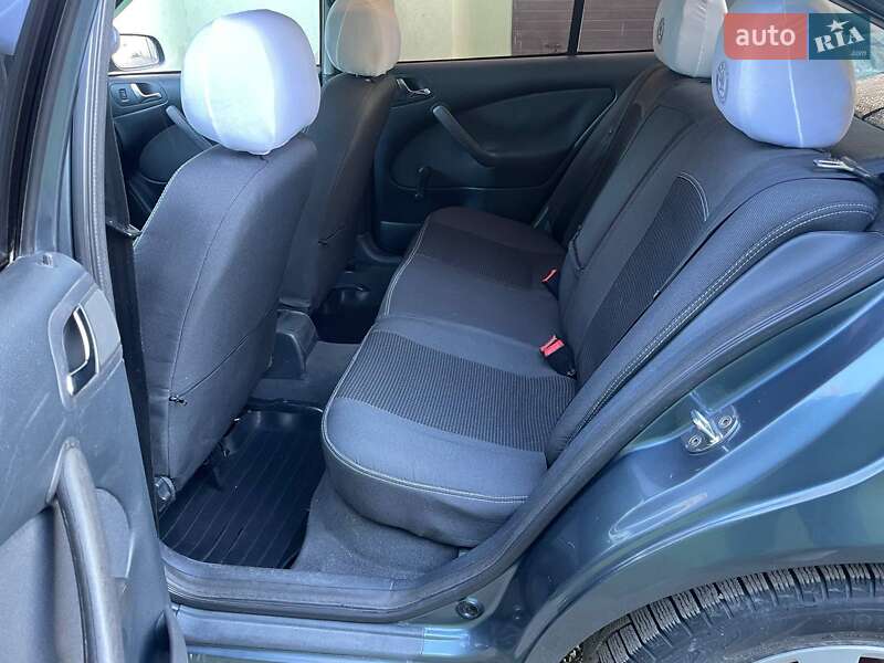 Ліфтбек Skoda Octavia 2004 в Чемерівцях