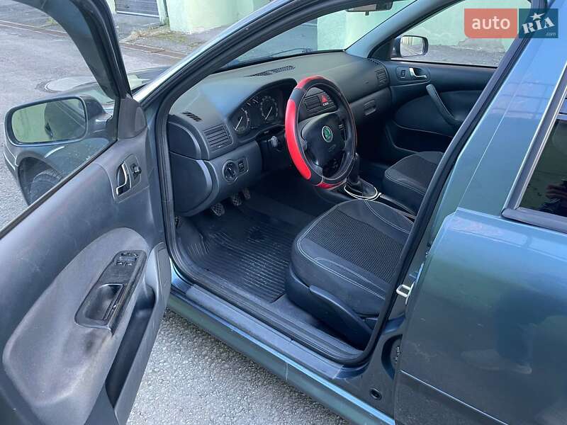 Ліфтбек Skoda Octavia 2004 в Чемерівцях