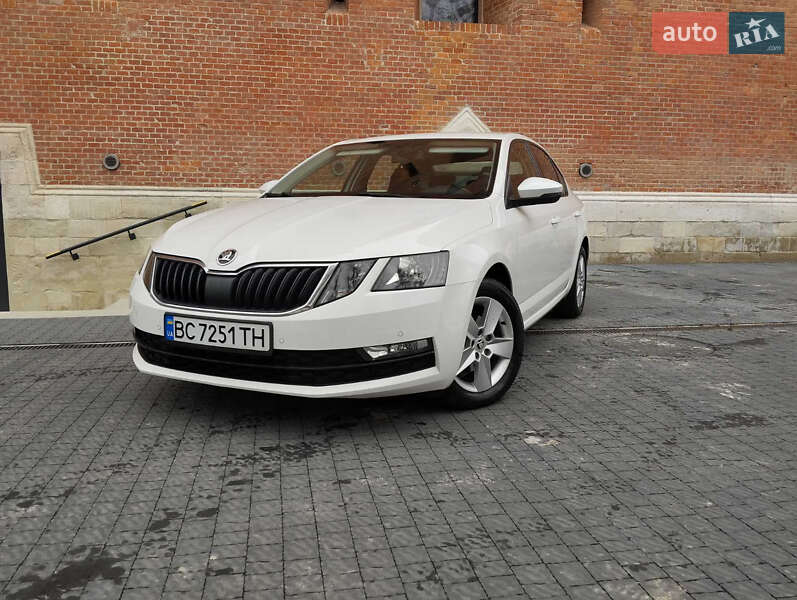 Лифтбек Skoda Octavia 2018 в Львове