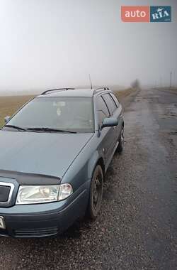 Универсал Skoda Octavia 2004 в Ромнах