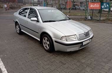 Ліфтбек Skoda Octavia 2004 в Києві