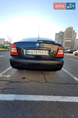 Ліфтбек Skoda Octavia 2006 в Києві