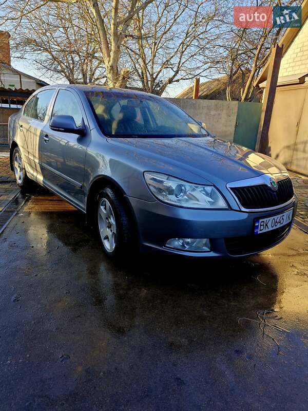 Лифтбек Skoda Octavia 2012 в Млинове
