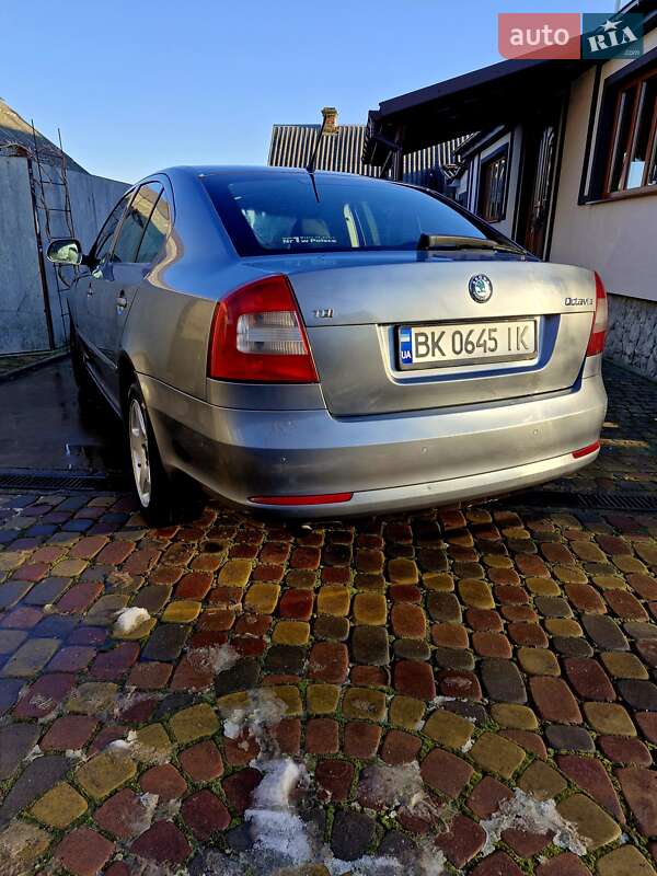 Лифтбек Skoda Octavia 2012 в Млинове