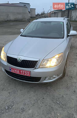 Универсал Skoda Octavia 2010 в 