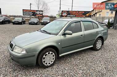 Ліфтбек Skoda Octavia 2002 в Пісочині