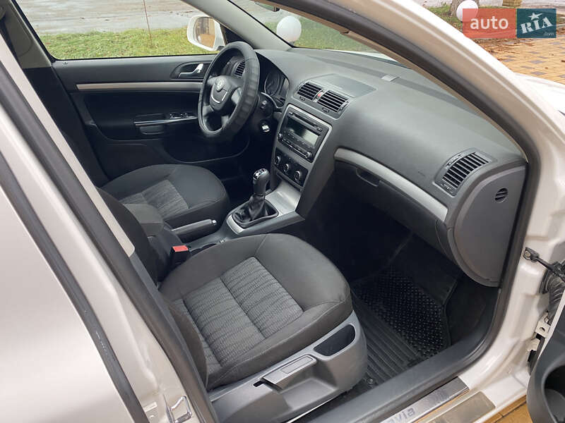Універсал Skoda Octavia 2012 в Тульчині фото 14 Універсал Skoda Octavia 2012 в Тульчині