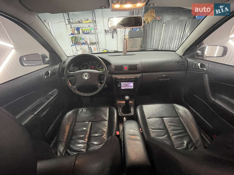 Лифтбек Skoda Octavia 2002 в Буске