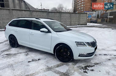 Универсал Skoda Octavia 2017 в Хмельницком