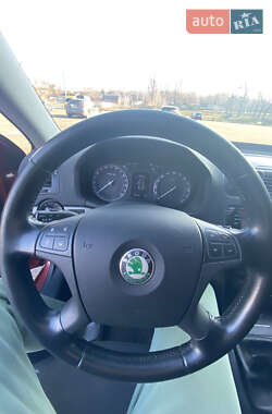 Лифтбек Skoda Octavia 2005 в Днепре