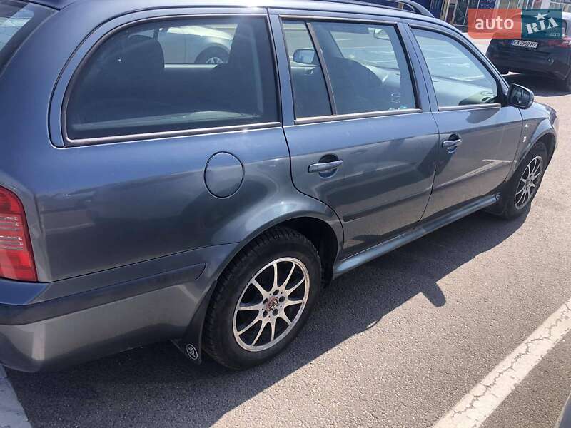 Универсал Skoda Octavia 2004 в Луцке