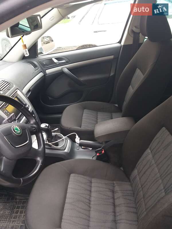 Універсал Skoda Octavia 2012 в Кам'янець-Подільському