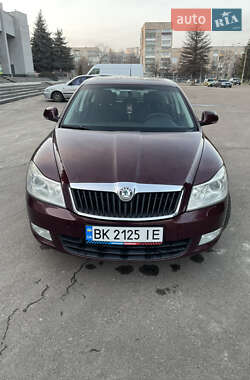 Ліфтбек Skoda Octavia 2009 в Рівному