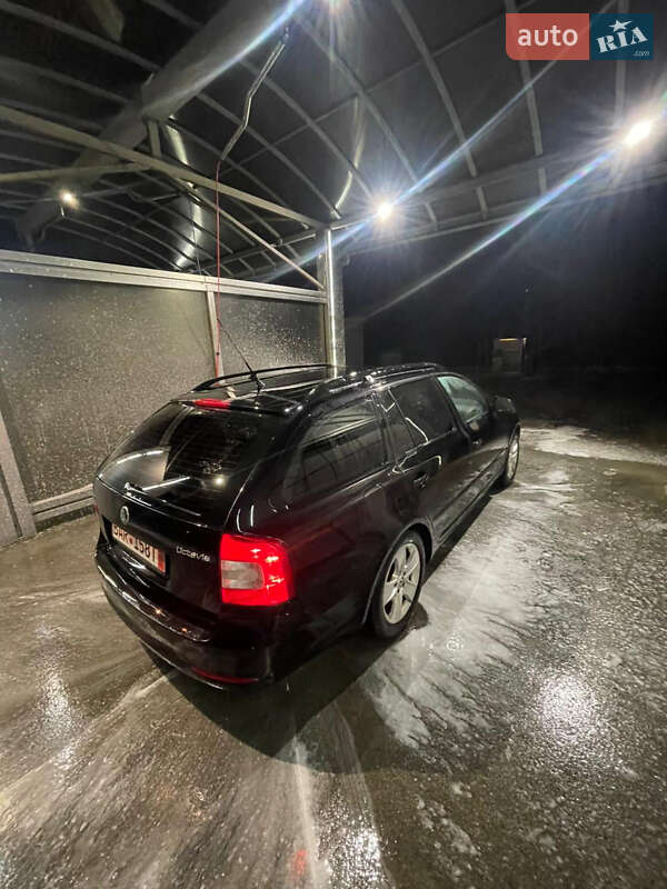 Универсал Skoda Octavia 2009 в Рожнятове