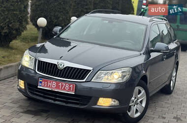 Універсал Skoda Octavia 2011 в Сарнах