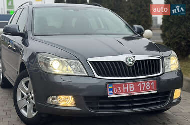 Универсал Skoda Octavia 2011 в Сарнах