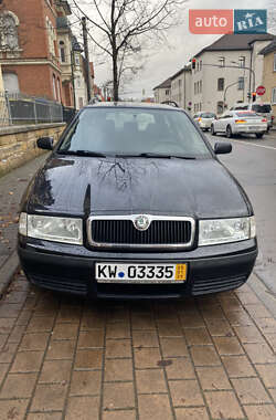 Ліфтбек Skoda Octavia 2008 в Умані