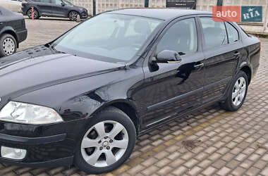 Ліфтбек Skoda Octavia 2008 в Рівному