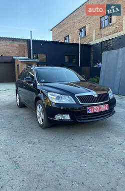 Універсал Skoda Octavia 2012 в Охтирці