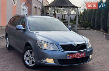 Универсал Skoda Octavia 2012 в Стрые