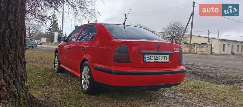 Ліфтбек Skoda Octavia 1998 в Львові