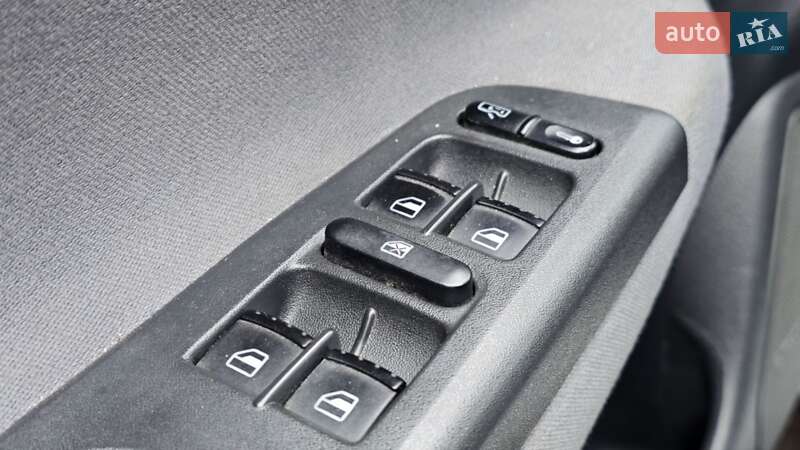 Лифтбек Skoda Octavia 2004 в Полтаве
