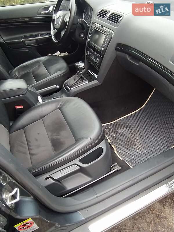 Універсал Skoda Octavia 2010 в Охтирці