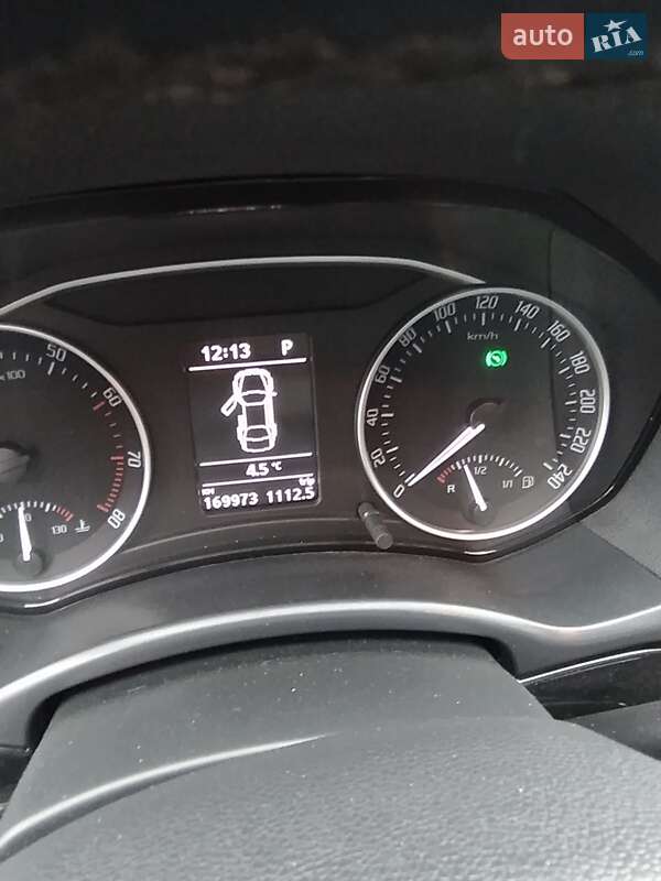 Універсал Skoda Octavia 2010 в Охтирці