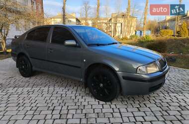 Ліфтбек Skoda Octavia 2003 в Надвірній