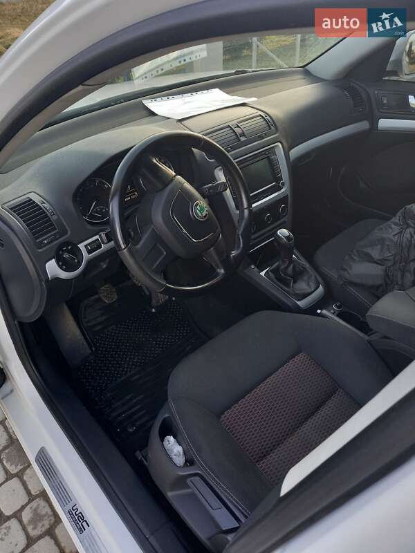 Лифтбек Skoda Octavia 2011 в Самборе