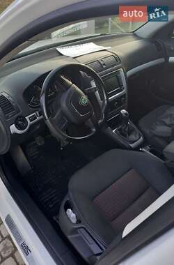 Лифтбек Skoda Octavia 2011 в 