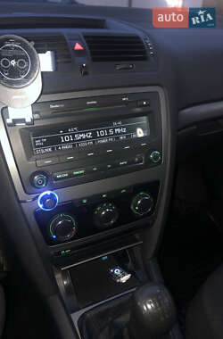 Лифтбек Skoda Octavia 2010 в 