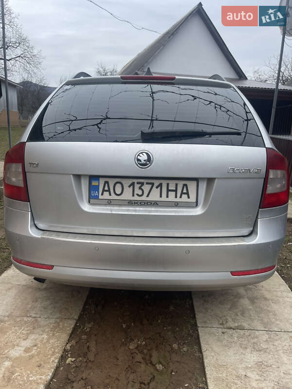 Універсал Skoda Octavia 2012 в Іршаві
