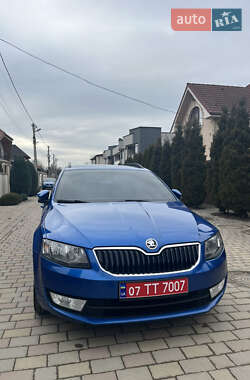 Универсал Skoda Octavia 2014 в Ужгороде