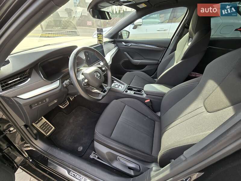 Универсал Skoda Octavia 2021 в Ровно