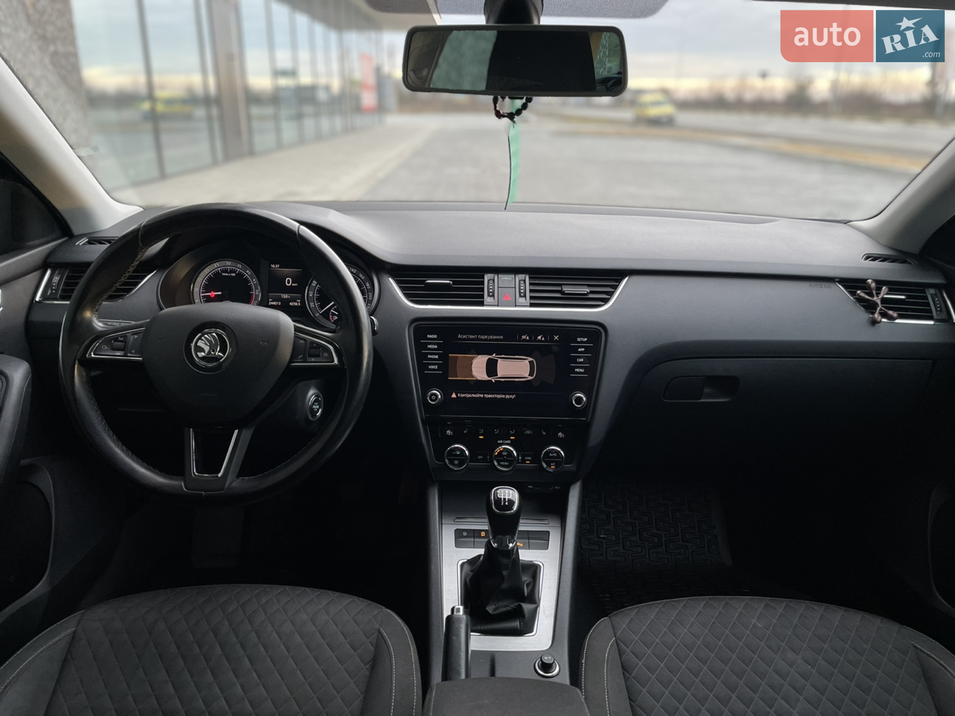 2017 Skoda Octavia - мініатюра 3