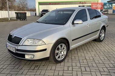 Лифтбек Skoda Octavia 2006 в Житомире