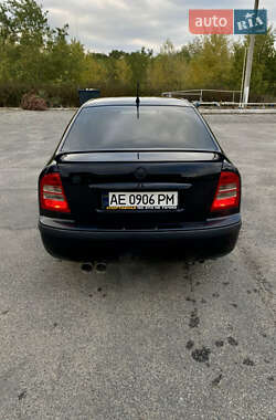 Лифтбек Skoda Octavia 2005 в Днепре