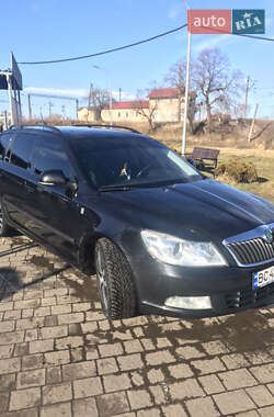 Універсал Skoda Octavia 2012 в Мостиській