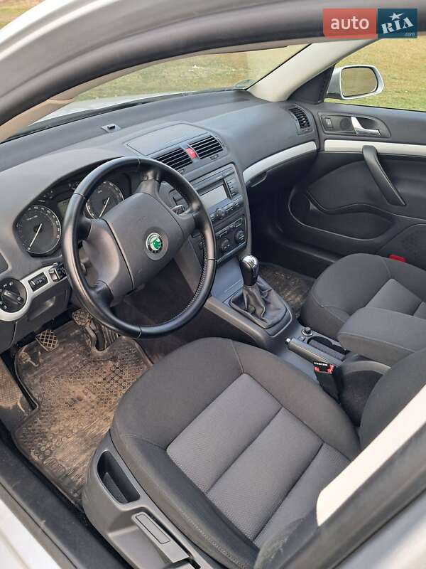 Универсал Skoda Octavia 2008 в Березнеговатом фото 8 Универсал Skoda Octavia 2008 в Березнеговатом