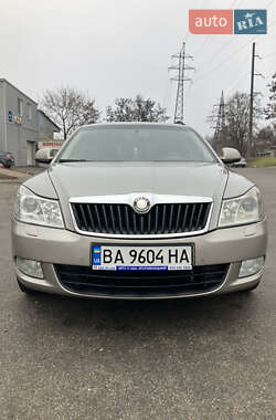 Универсал Skoda Octavia 2009 в Кропивницком