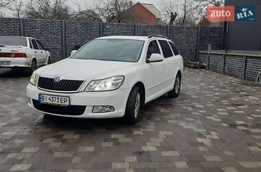 Універсал Skoda Octavia 2010 в Харкові