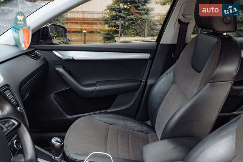 Универсал Skoda Octavia 2015 в Ивано-Франковске