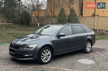 Універсал Skoda Octavia 2019 в Дніпрі