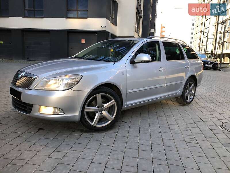 Універсал Skoda Octavia 2012 в Івано-Франківську