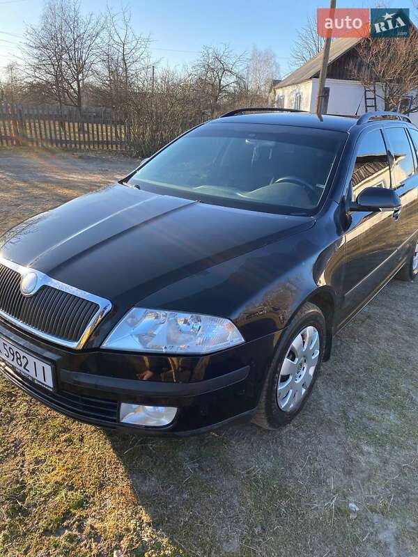 Универсал Skoda Octavia 2007 в Рокитном
