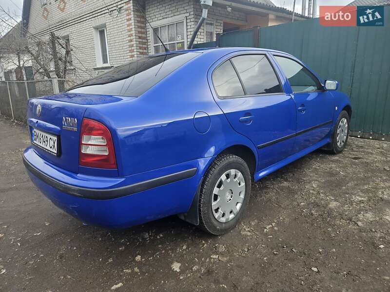 Лифтбек Skoda Octavia 2003 в Белополье